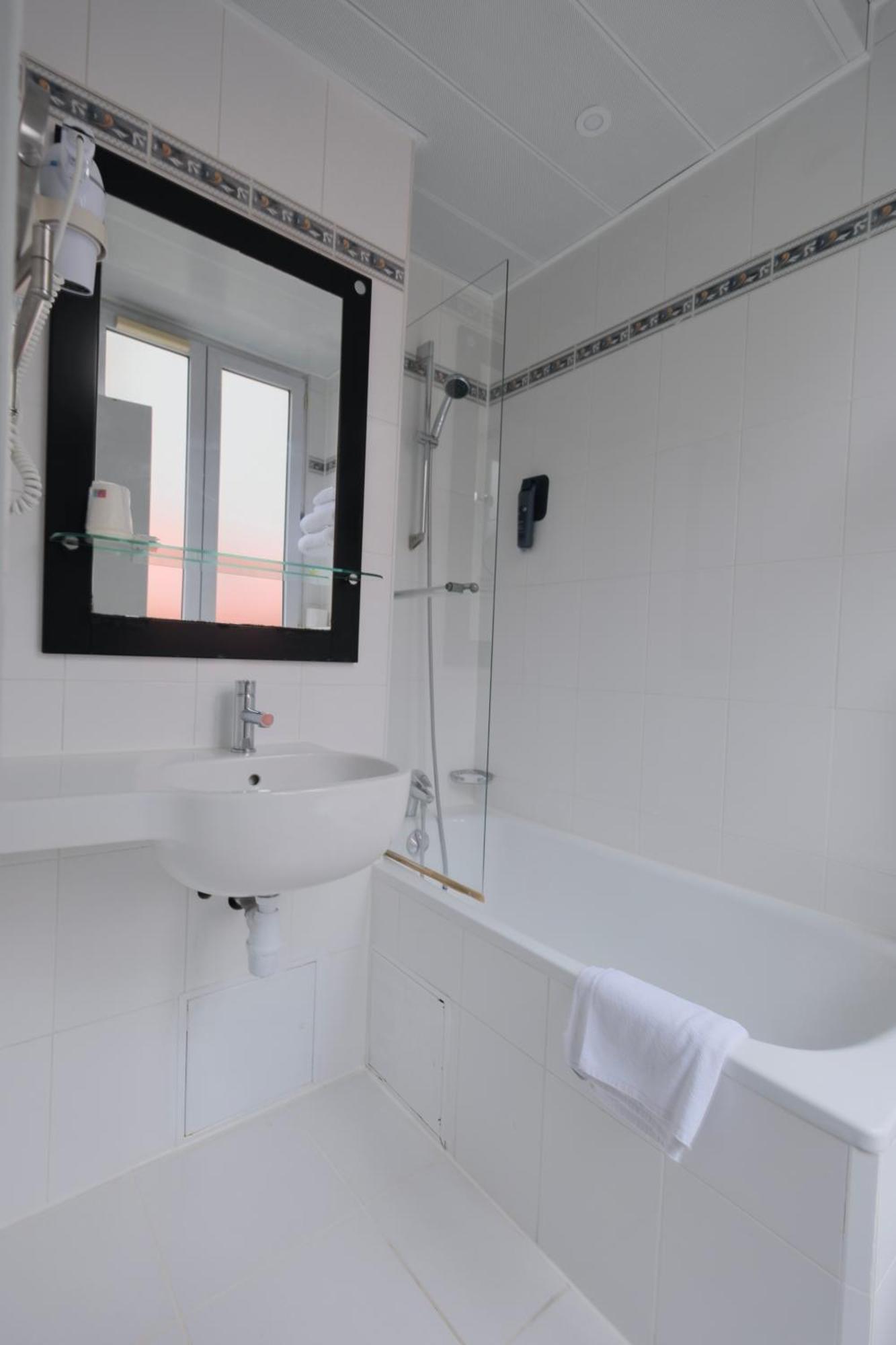 Hipotel Lilas Gambetta Paříž Exteriér fotografie